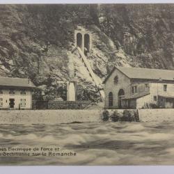 CPA Chute Usines electrique de force et lumière Séchilienne Romanche