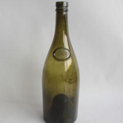 Ancienne bouteille verre soufflé vin SUC Simon