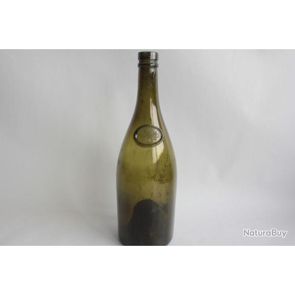 Ancienne bouteille verre souffl� vin SUC Simon