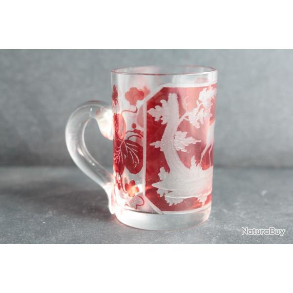 Ancien verre � liqueur cristal Boh�me grav� �maill�