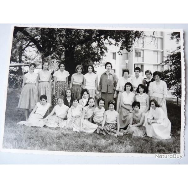 Photo d'�cole de filles a Gen�ve