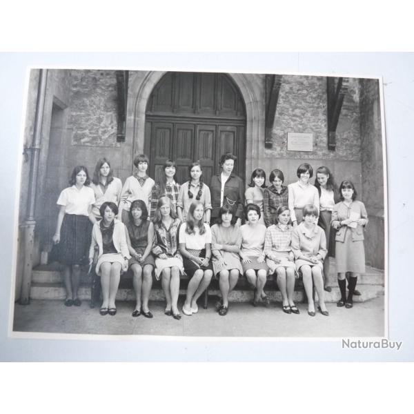 Photo d'�cole de filles a Gen�ve 1965 d�dicac�e