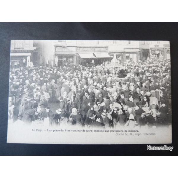 CPA 43 Le Puy - La  place du Plot