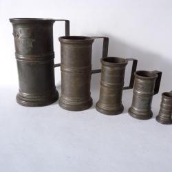 Série de mesures en fer blanc Outil Art populaire