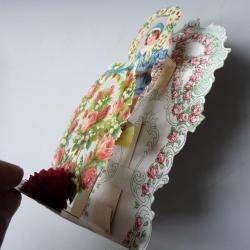 Image chromo a système XIXe siècle enfant amour