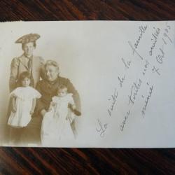 CPA  Famille  Genève 1905.