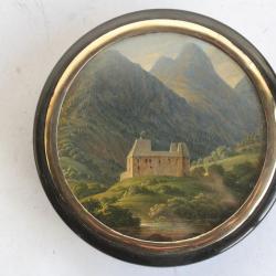 Ancienne boite Peinture miniature Château