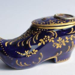 Tabatière Boite à priser Sabot porcelaine Limoges émaillée