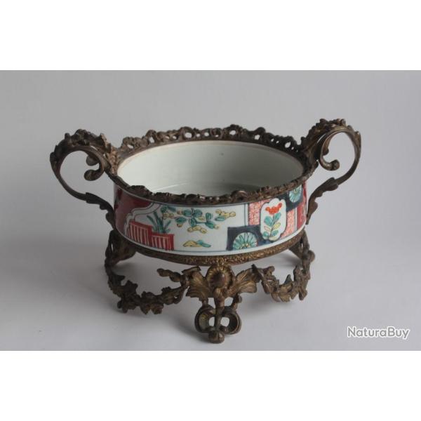 Coupe porcelaine Imari monture bronze Japon XIXe si�cle