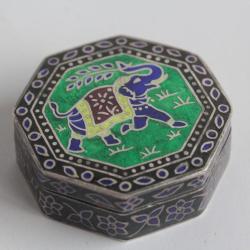 Boite &agrave; pilules argent &eacute;maill&eacute; &Eacute;l&eacute;phant Rajasthan