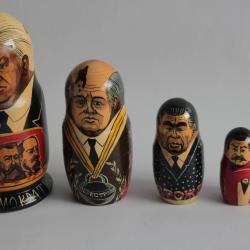 Anciennes poup&eacute;es russes Matriochkas pr&eacute;sident russes Valentin Stanchuk