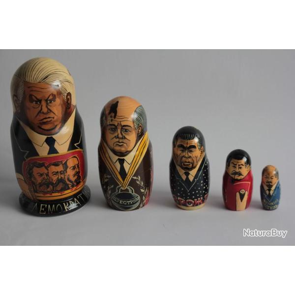 Anciennes poup�es russes Matriochkas pr�sident russes Valentin Stanchuk