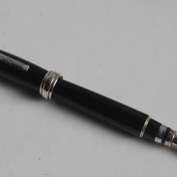 TIFFANY & Co Stylo plume Tesoro Argent Bakélite plume or 18 K