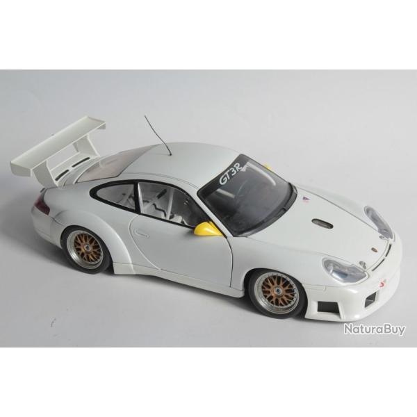 AUTOart 1/18 Porsche 911 GT3R