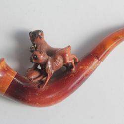 Ancien fume cigarette écume sculptée Chiens Boxers
