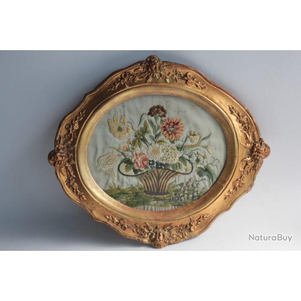 Tableau Broderie sur soie Panier Fleurs XIXe si�cle