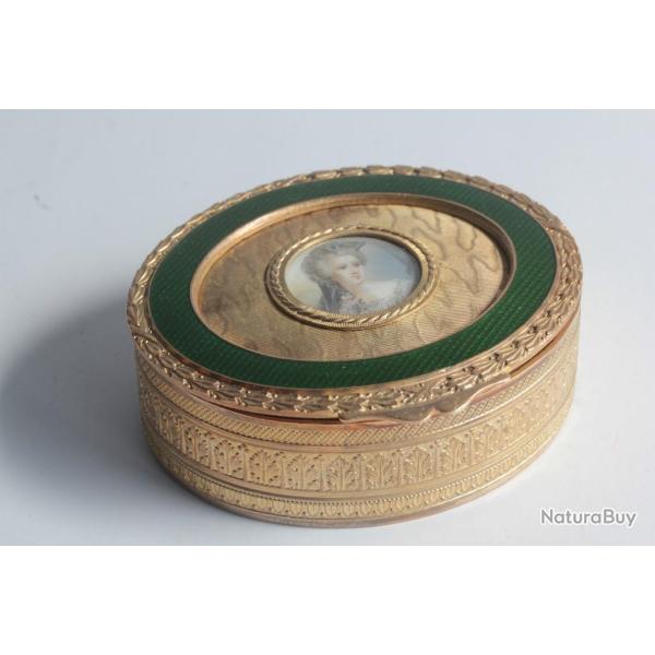 Boite pomponne �mail peinture miniature Femme
