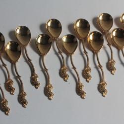 Douze petites cuillères à moka argent vermeil Allemagne