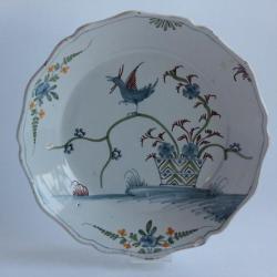 Assiette faïence La Rochelle Oiseau XVIIIe siècle