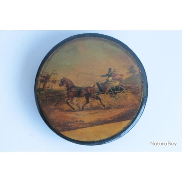 Boite ronde carton bouilli laqu� peint Cal�che cheval.