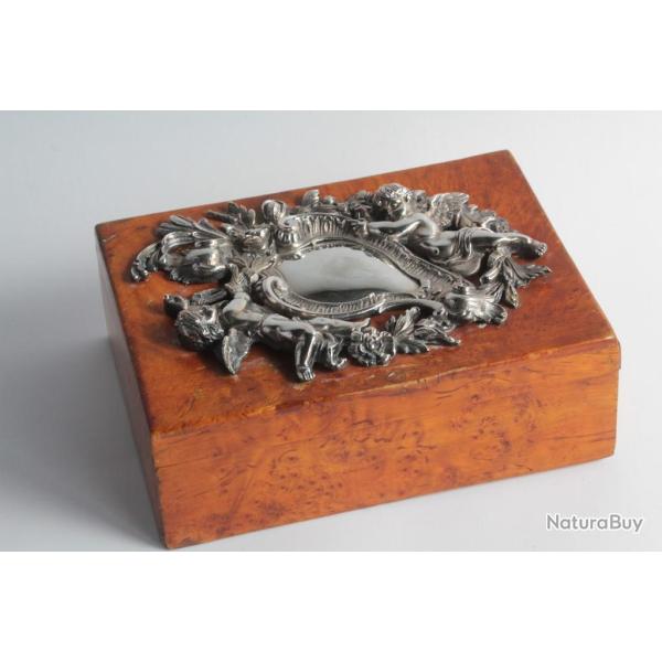 Boite � cigarettes bois amboine Angelots Napol�on III