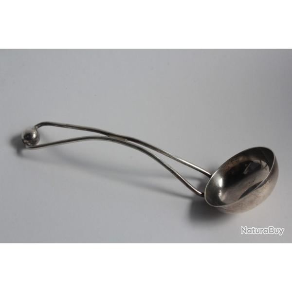 CARTIER Cuill�re louche � sauce argent Curved Handle serving spoon ladle