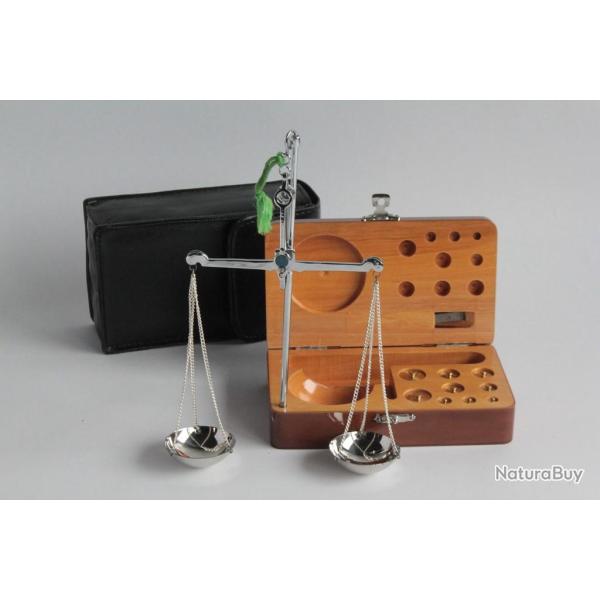 Balance � carats de poche diamants pierres pr�cieuses