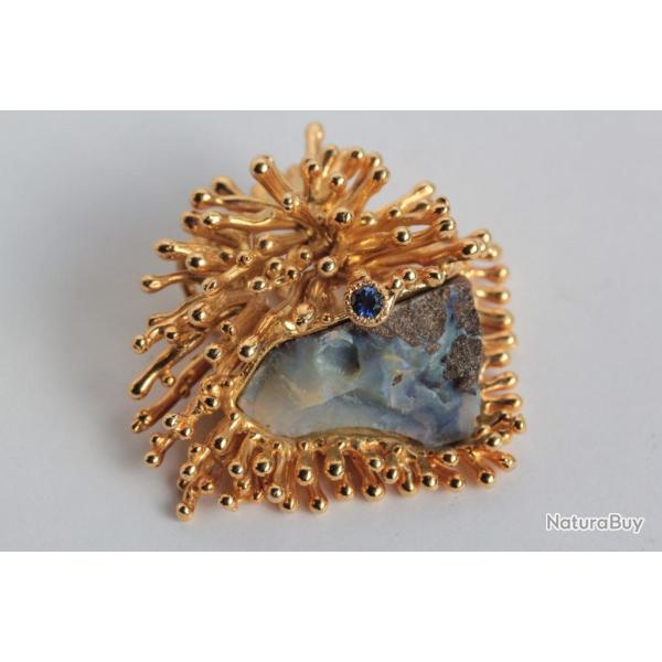 Bijoux pendentif design m�tal dor� vintage