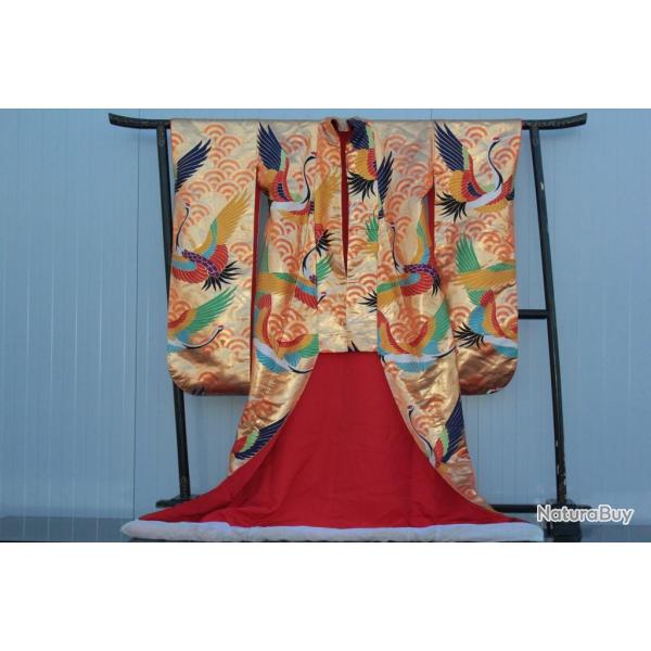 Kimono de mariage soie rouge et fils d'or Grue Uchikake Japon vintage