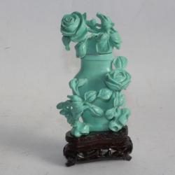 Petit vase couvert Turquoise sculptée Roses Chine