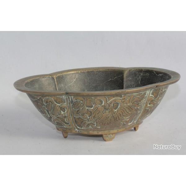 Ancien encensoir quadrilobe bronze Chine Xuande incense burner ??????