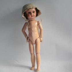 Ancienne poupée articulée composition Paris France