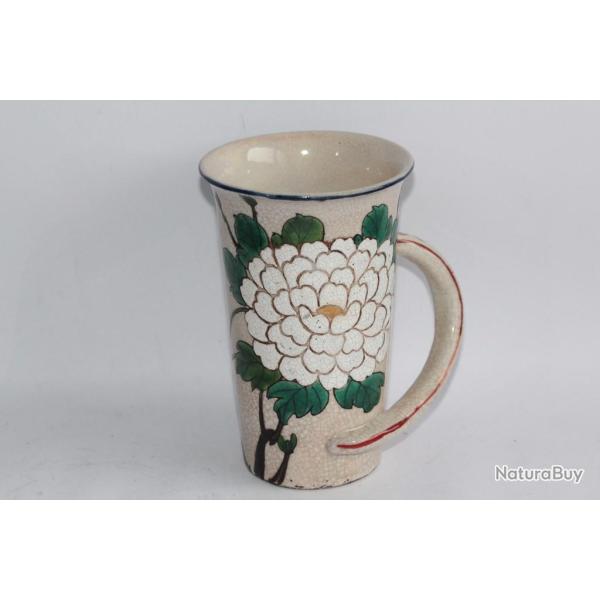 Tasse gr�s �maill� sign�e Chine Japon