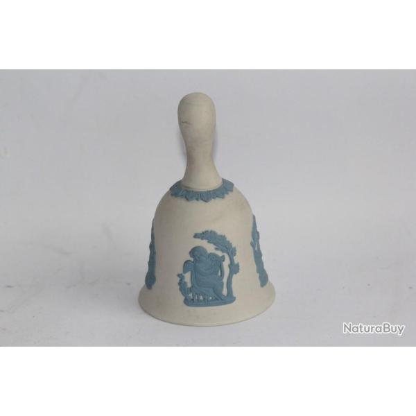 Cloche de table porcelaine biscuit de Wedgwood