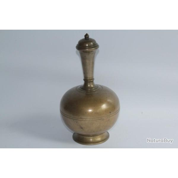 Ancienne bouteille � eau laiton Inde Surahi