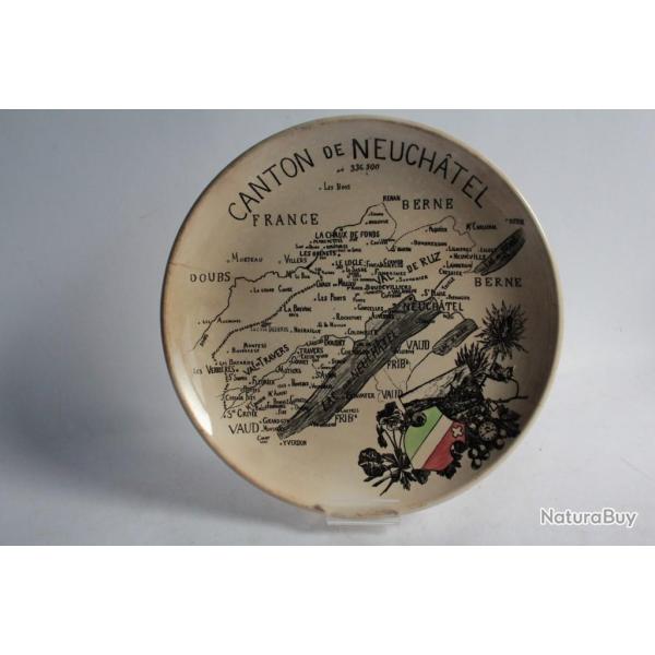 Assiette fa�ence de Carouge Cl�ment COPPIER Canton de Neuch�tel