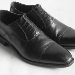 Navyboot Richelieus cuir noir T41