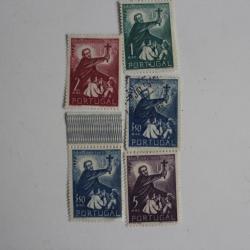 Timbres Portugal 4e centenaire mort de saint François Xavier 1952 neufs
