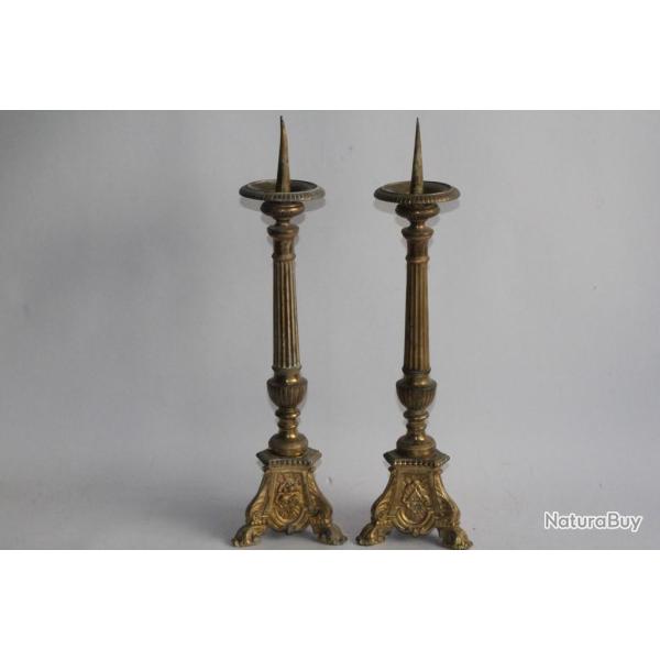 Paire pique-cierge bronze XIXe si�cle Bougeoirs
