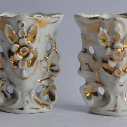 Paire de petits vases de mariés porcelaine Vieux Paris