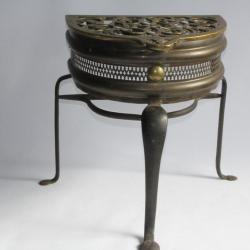 Porte bouilloire / Repose fer à repasser XVIIIe siècle Antiquités