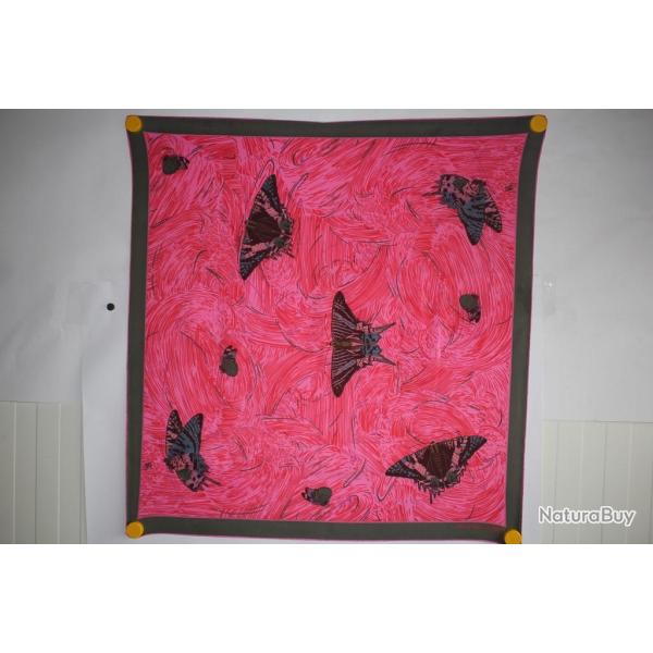 EMANUEL UNGARO Foulard soie Papillons