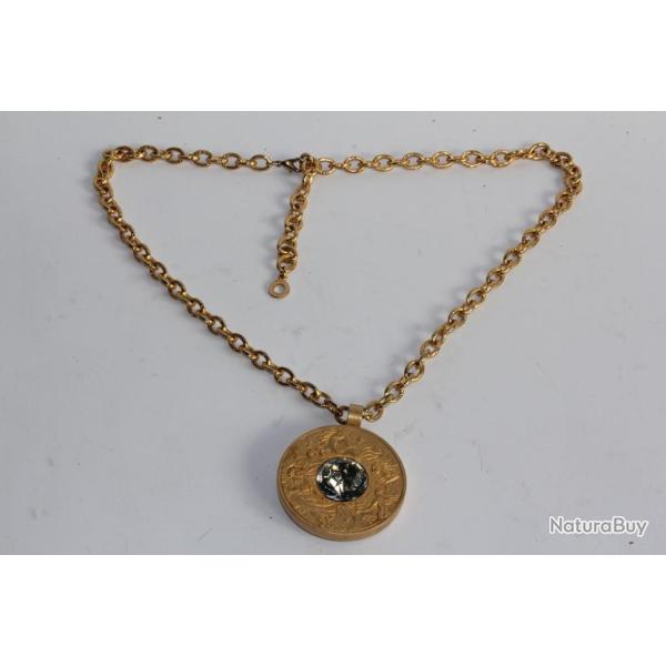 GUY LAROCHE Pendentif et collier Bijoux vintage