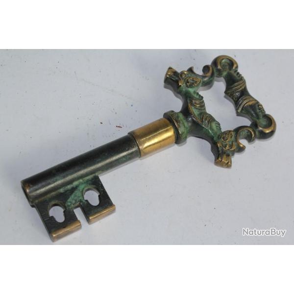 Ancien tire-bouchon clef