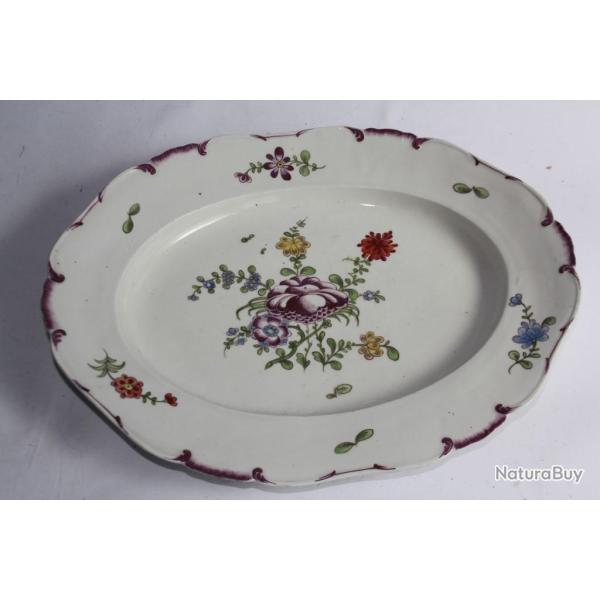 Plat ovale porcelaine Ludwisburg Allemagne XVIIIe si�cle