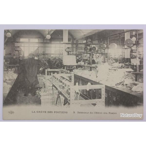 CPA Paris La gr�ve des Postiers Int�rieur de l'H�tel des Postes