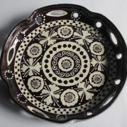 Plat terre vernissée Hegedüs Korond Art Populaire Roumanie céramique
