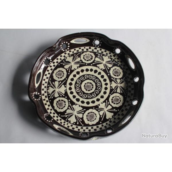 Plat terre verniss�e Heged�s Korond Art Populaire Roumanie c�ramique