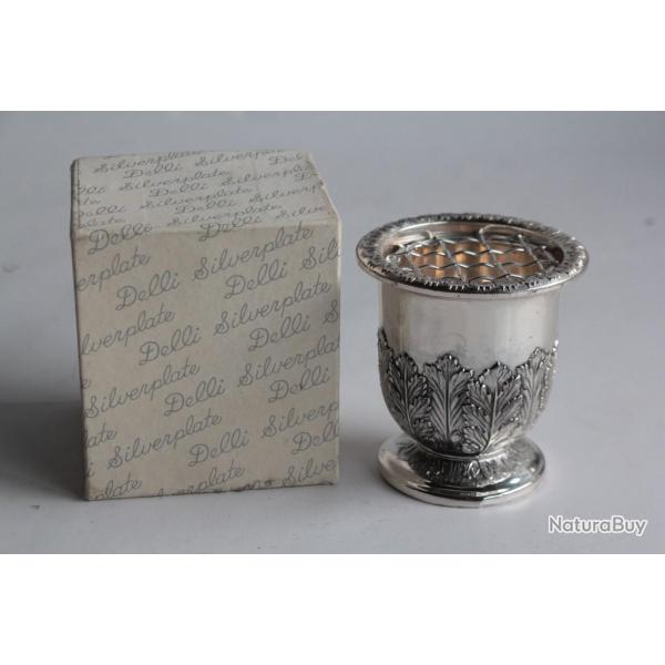 Pot pourri m�tal argent� Delli