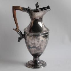 Aigui&egrave;re m&eacute;tal argent&eacute;